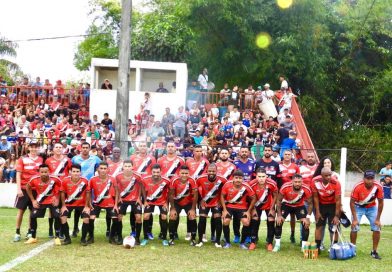 Santa Cruz e Tirense disparam na liderança do Campeonato Regional
